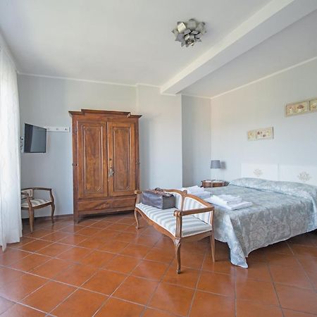 B&B Treinin Gavi Luaran gambar